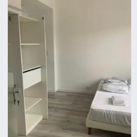 Appartamento Dans Maison Avec Sdb Privative Charles De Gaulle